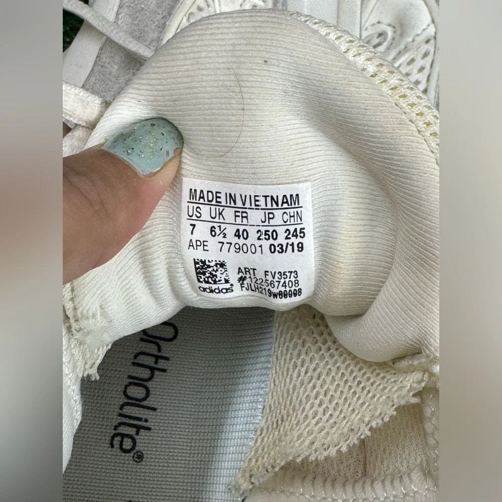 FV3573 Adidas Yeezy 500 Bone White size 7‎ 🔥